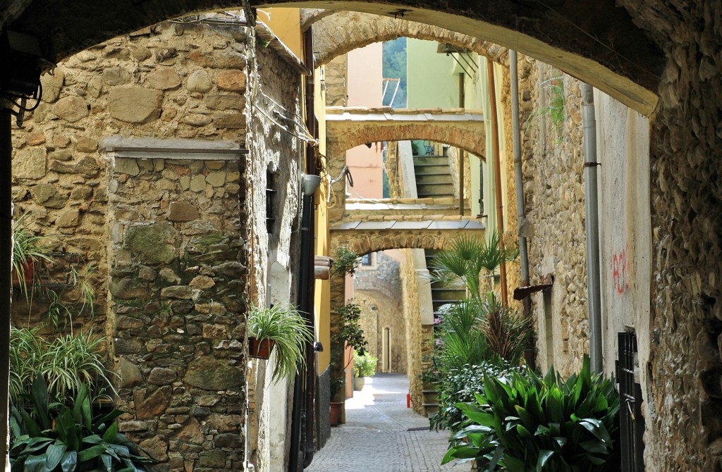 Foto: Centro histórico - Villanova d´Albenga (Liguria), Italia