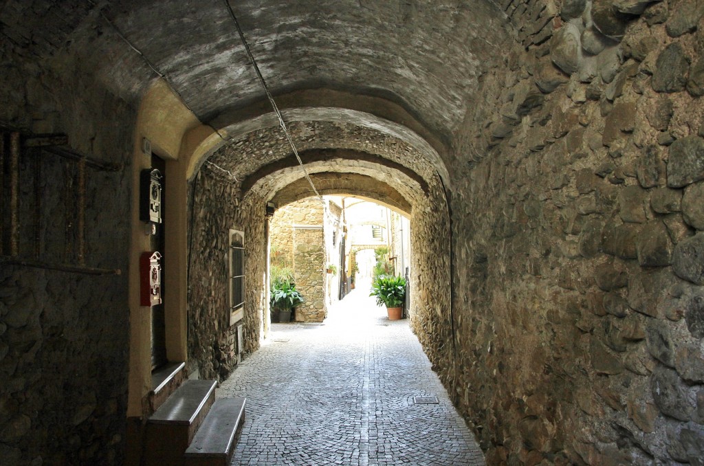 Foto: Centro histórico - Villanova d´Albenga (Liguria), Italia