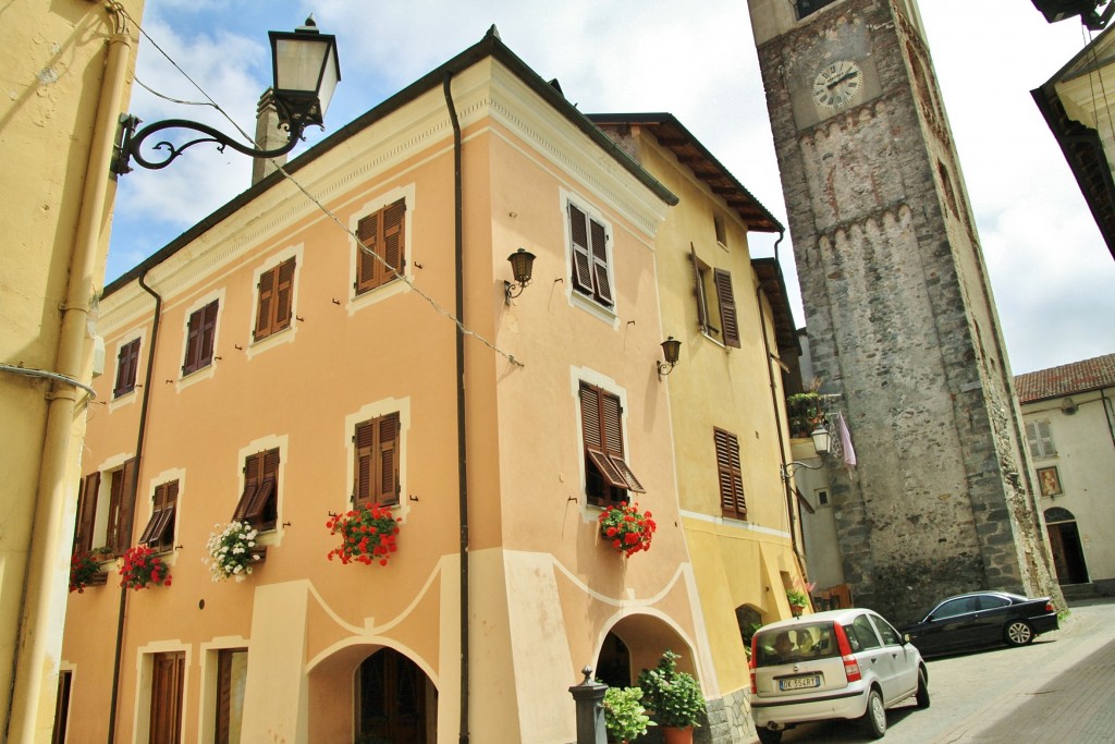 Foto: Centro histórico - Calizzano (Liguria), Italia