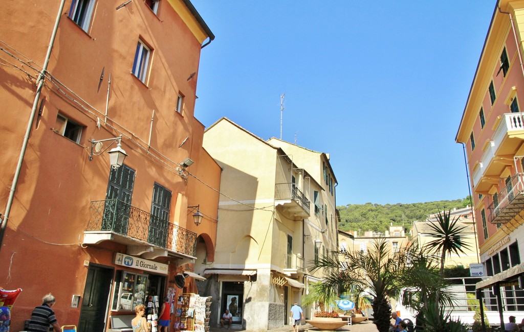 Foto: Centro histórico - Laigueglia (Liguria), Italia