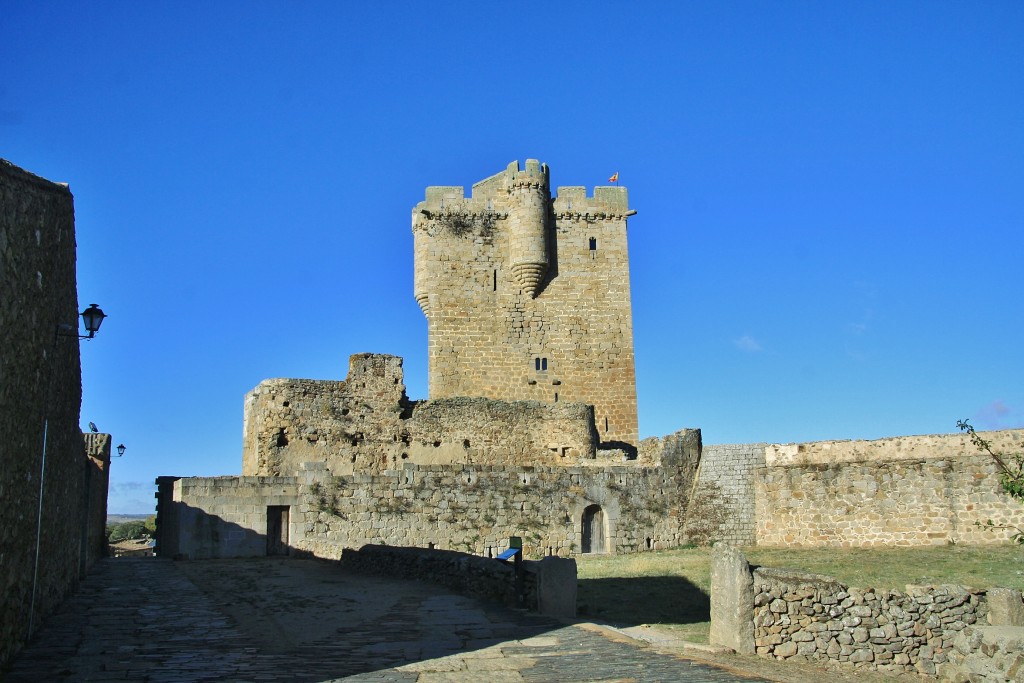 Foto: Antiguo castillo - San Felices de los Gallegos (Salamanca), España