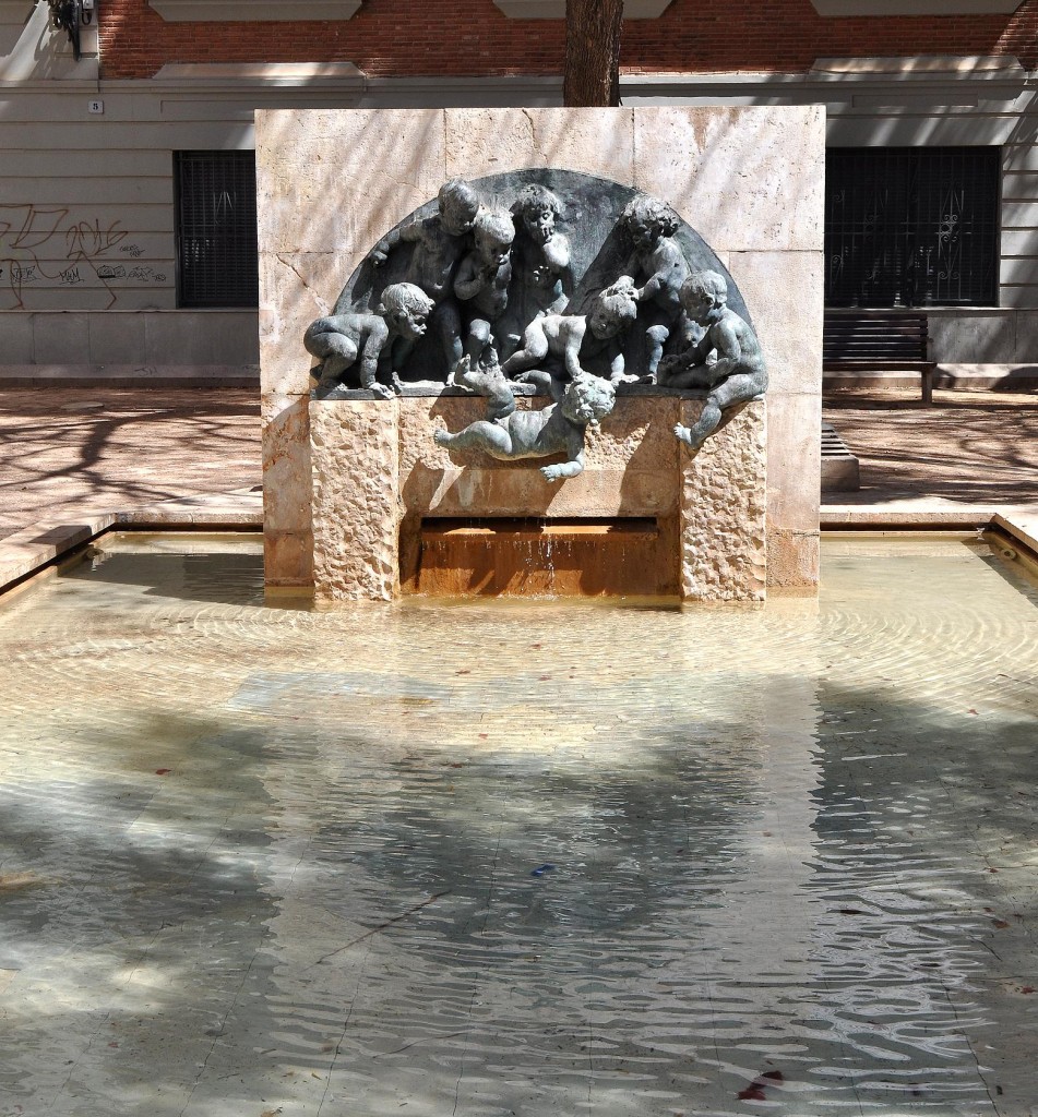 Foto: Esculturas de M. Benlliure - Valencia (València), España