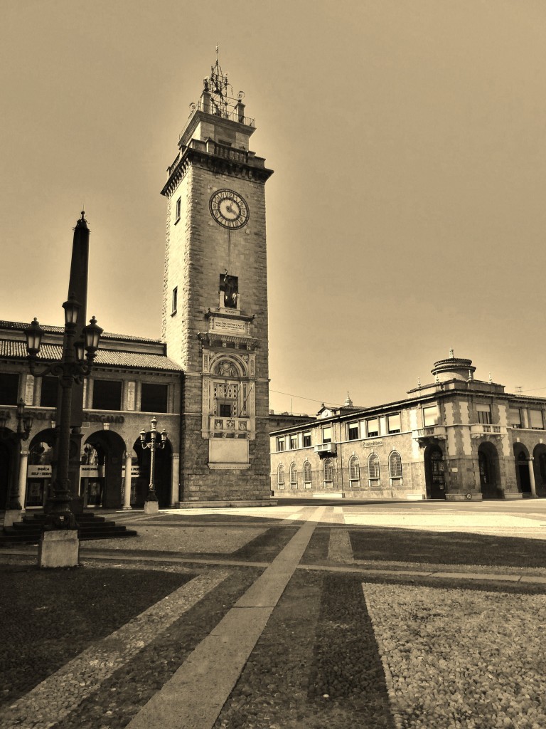 Foto: Torre Dei Caduti - Bergamo (Lombardy), Italia