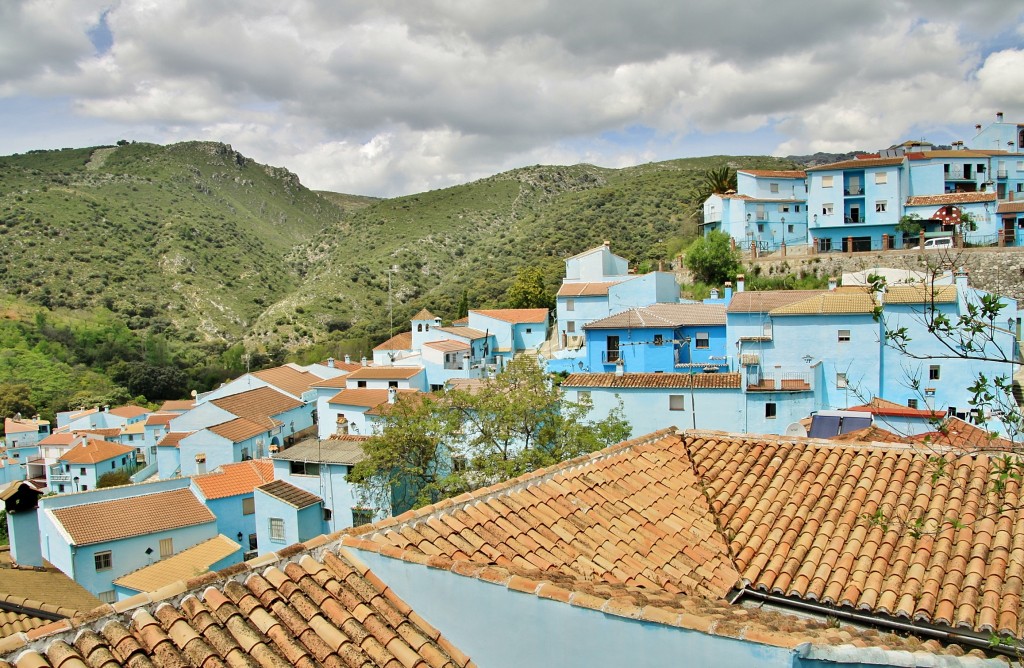 Foto: Vista del pueblo - Júzcar (Málaga), España