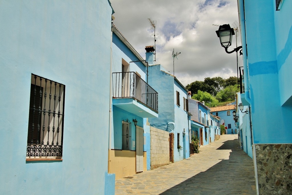 Foto: Vista del pueblo - Júzcar (Málaga), España