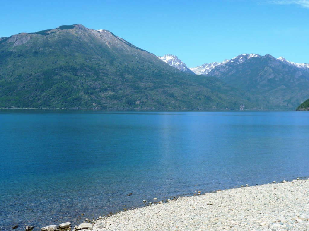 Foto: Parque Nacional Lago Puelo - Lago Puelo (Chubut), Argentina