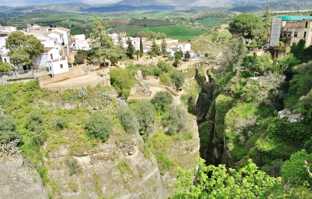 Foto: Vista desde el puente Nuevo - Ronda (Málaga), España