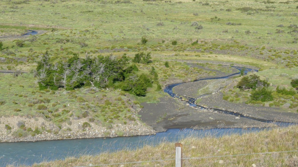 Foto: Río de las Vueltas. - El Chaltén (Santa Cruz), Argentina