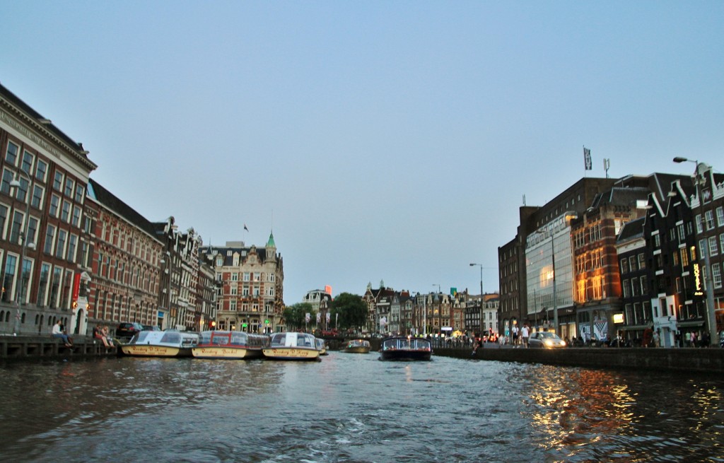 Foto: Navegando por los canales - Amsterdam (North Holland), Países Bajos