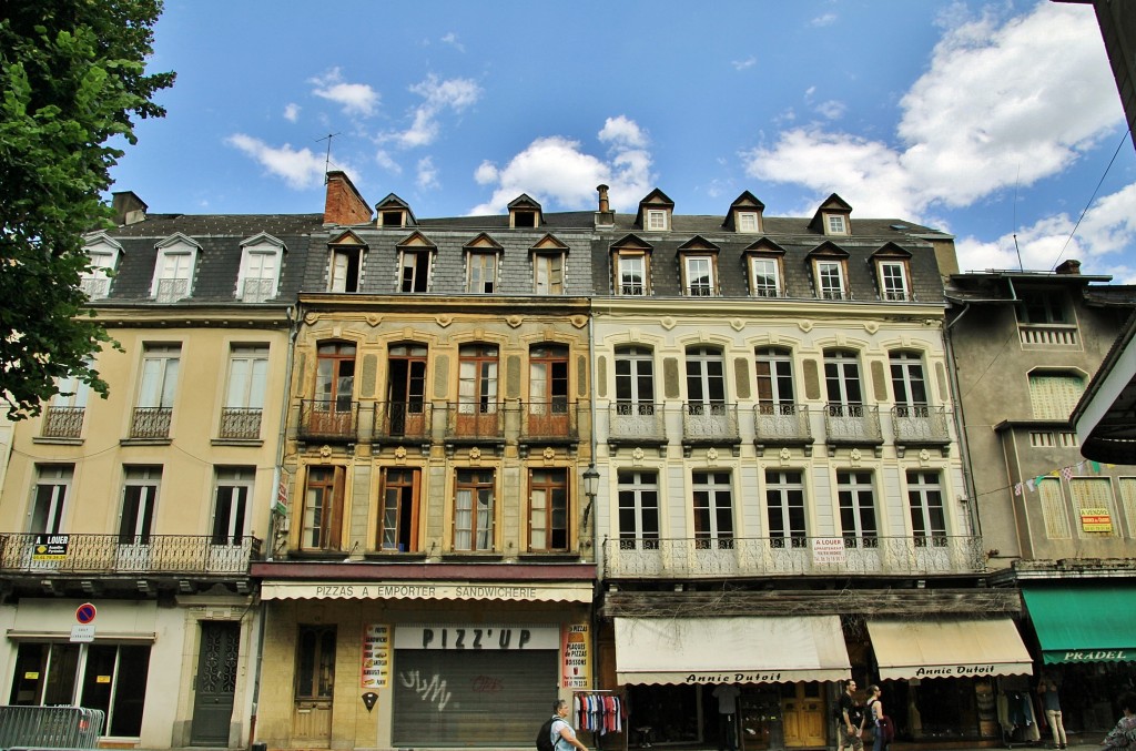 Foto: Centro histórico - Bagneres de Luchon (Midi-Pyrénées), Francia