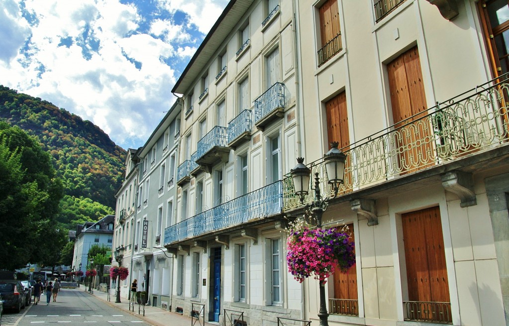 Foto: Centro histórico - Bagneres de Luchon (Midi-Pyrénées), Francia