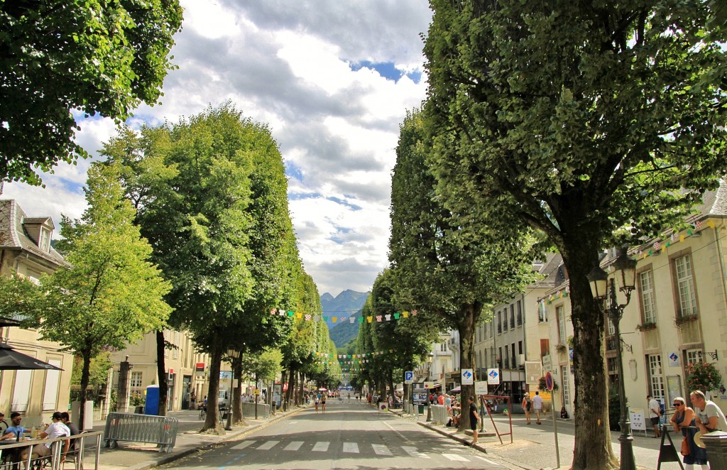 Foto: Centro histórico - Bagneres de Luchon (Midi-Pyrénées), Francia