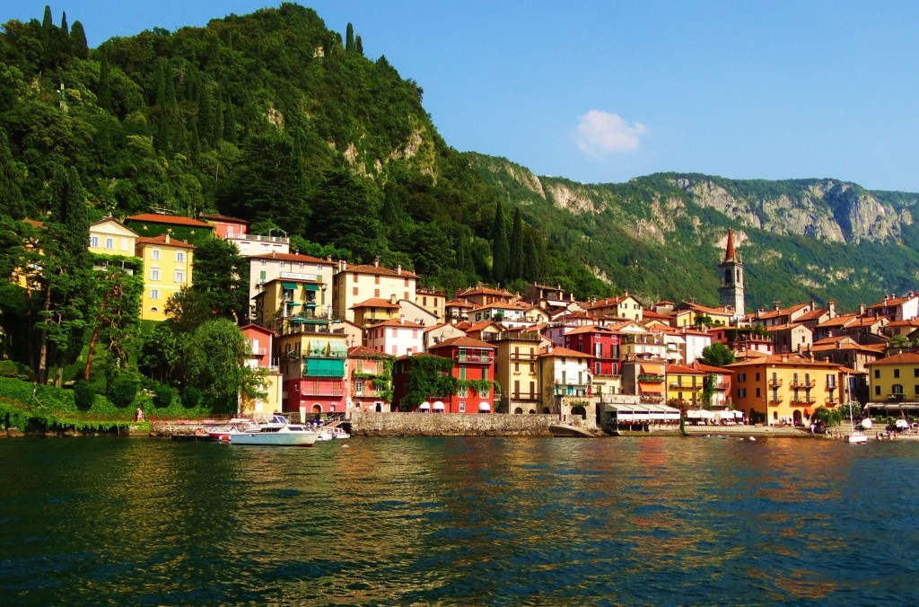 Foto: Lago Di Como - Varenna (Lombardy), Italia