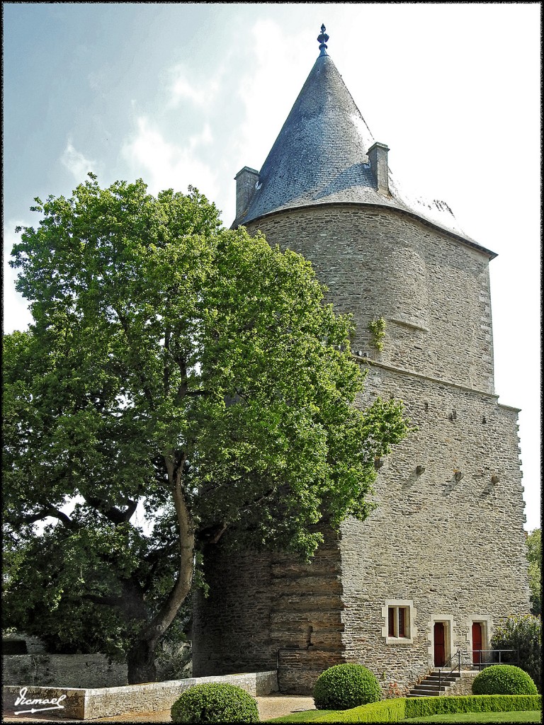 Foto: 170508-095 JOSSELIN - Josselin (Brittany), Francia