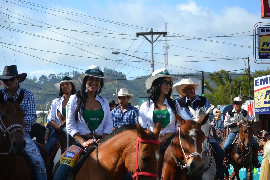 Foto: Tope Palmares 2016-3 - Alajuela, Costa Rica