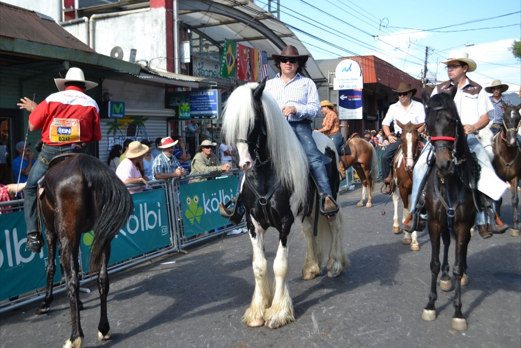 Foto: Tope Palmares 4 - Alajuela, Costa Rica