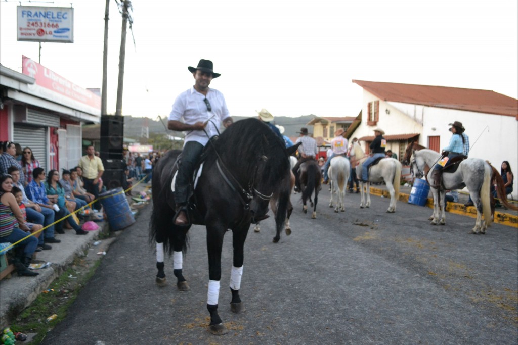 Foto: Tope Palmares 2016 -6 - Alajuela, Costa Rica