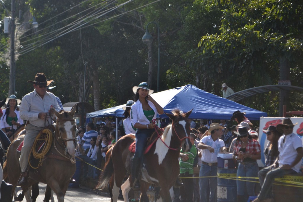 Foto: Tope Palmares 2016 -6 - Alajuela, Costa Rica