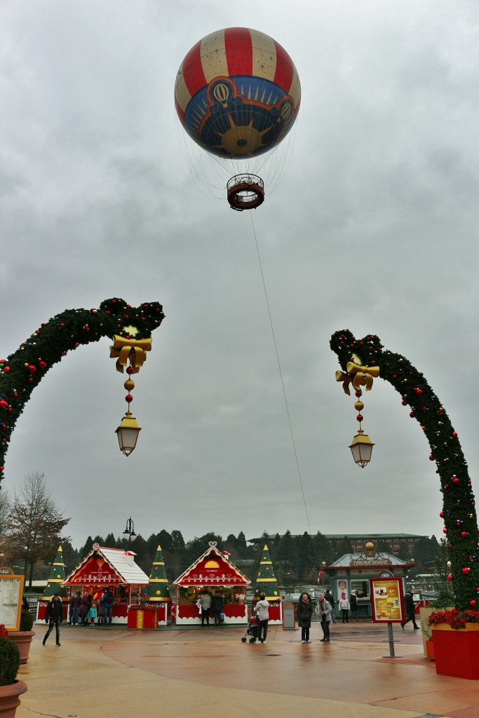 Foto: Disneyland París - Marne-la-Valée (Île-de-France), Francia