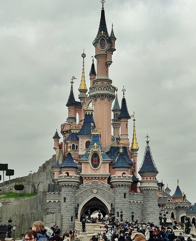 Foto: Disneyland París - Marne-la-Valée (Île-de-France), Francia