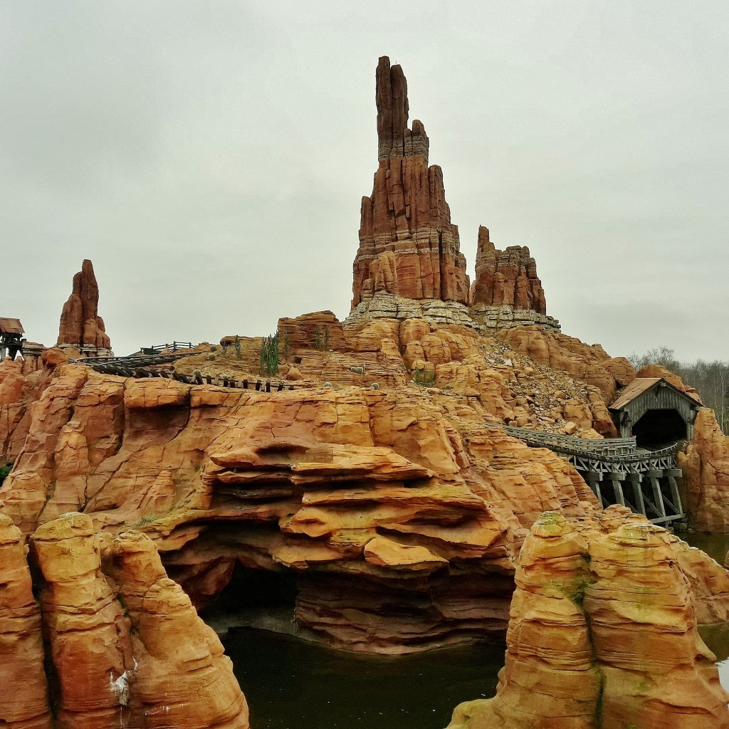 Foto: Disneyland París - Marne-la-Vallée (Île-de-France), Francia