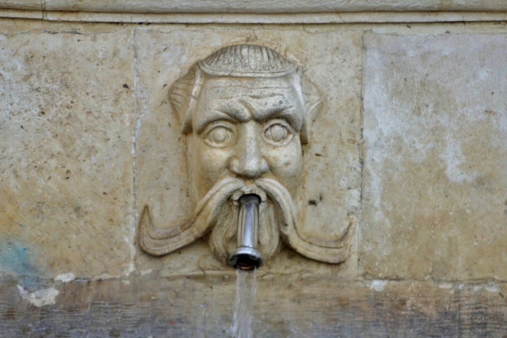 Foto: Centro histórico - Fonz (Huesca), España