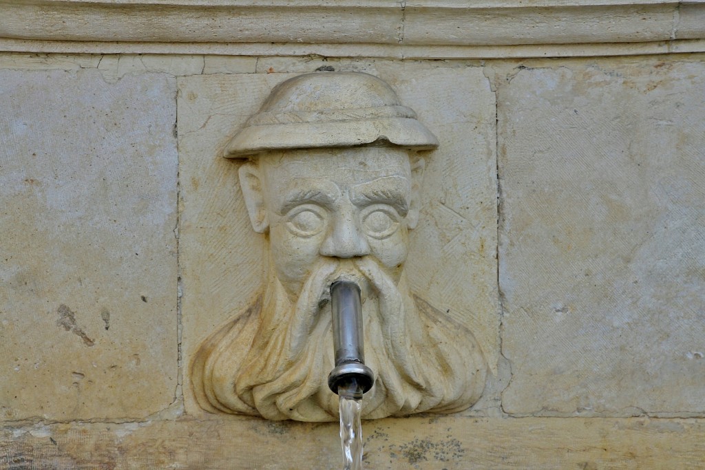 Foto: Centro histórico - Fonz (Huesca), España