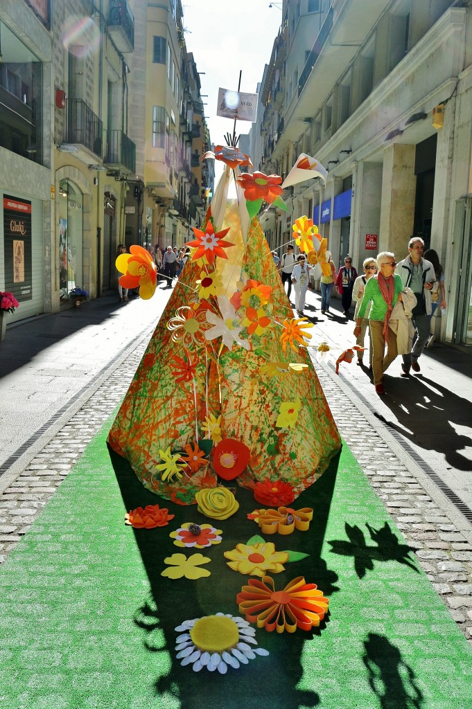 Foto: Tiempo de flores - Girona (Cataluña), España