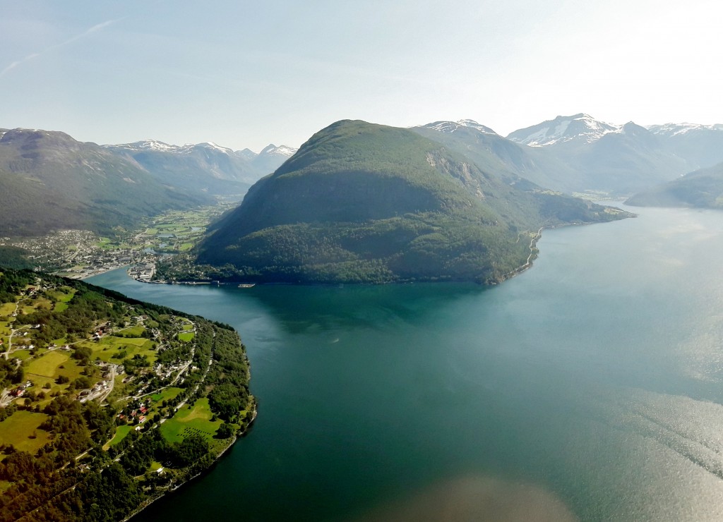 Foto: Vuelo en Helicóptero - Loen (Sogn og Fjordane), Noruega