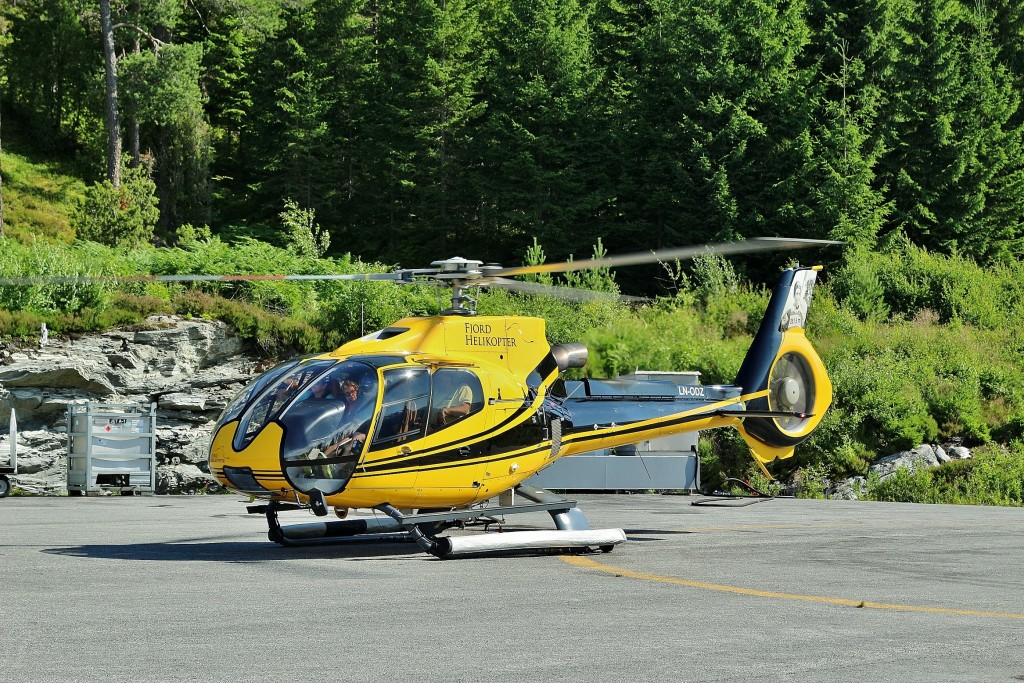 Foto: Vuelo en Helicóptero - Loen (Sogn og Fjordane), Noruega