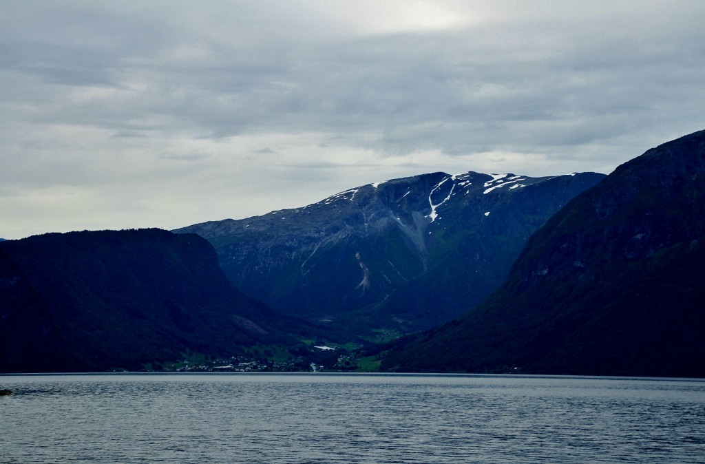 Foto: Fiordo de Sogn - Sogndal, Noruega