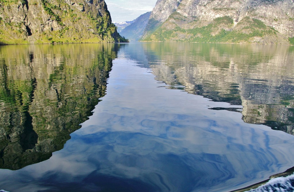 Foto: Navegando - Flam (Sogn og Fjordane), Noruega