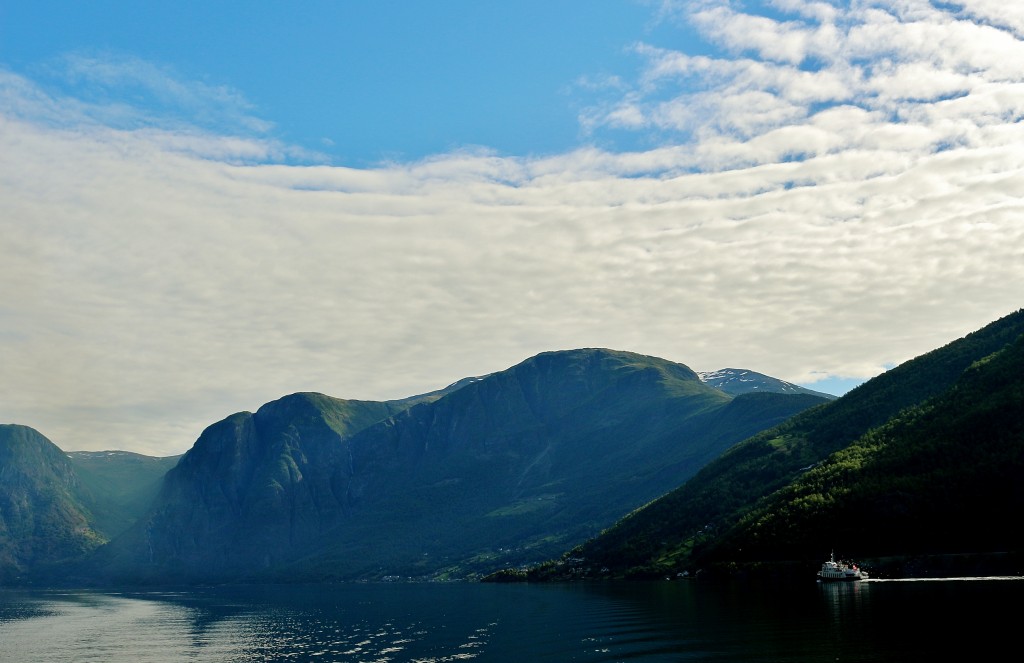 Foto: Navegando - Flam (Sogn og Fjordane), Noruega