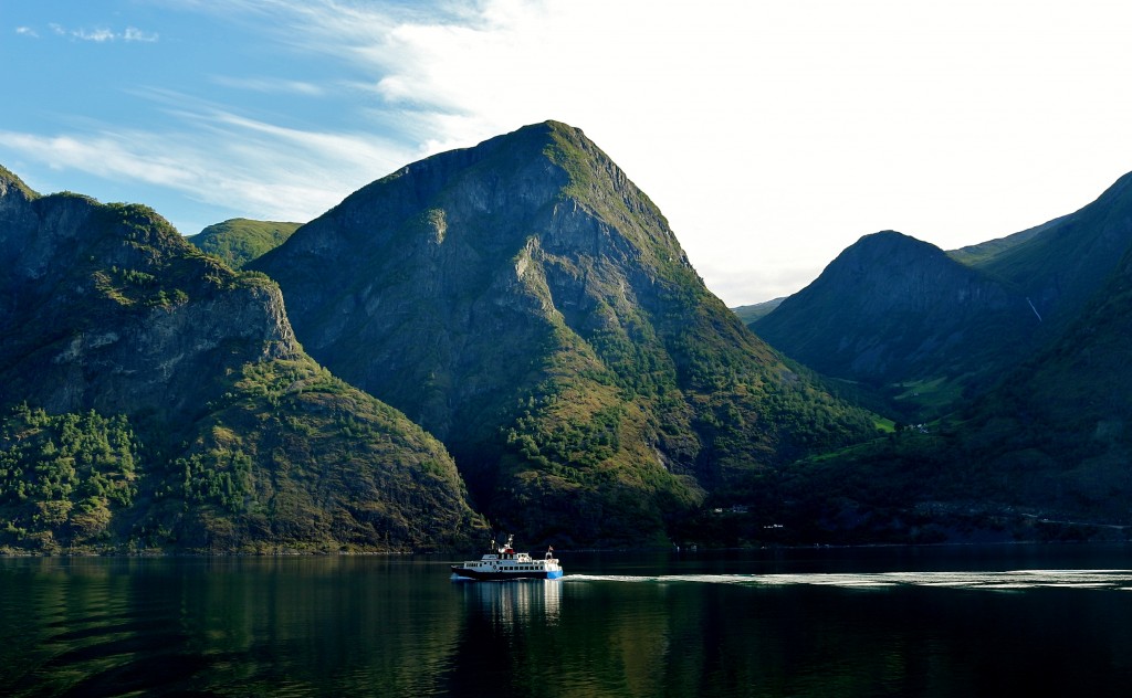 Foto: Navegando - Flam (Sogn og Fjordane), Noruega