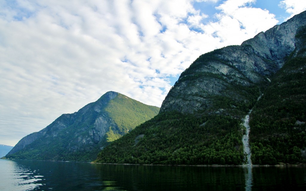 Foto: Navegando - Flam (Sogn og Fjordane), Noruega