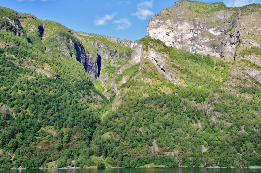 Foto: Navegando - Flam (Sogn og Fjordane), Noruega