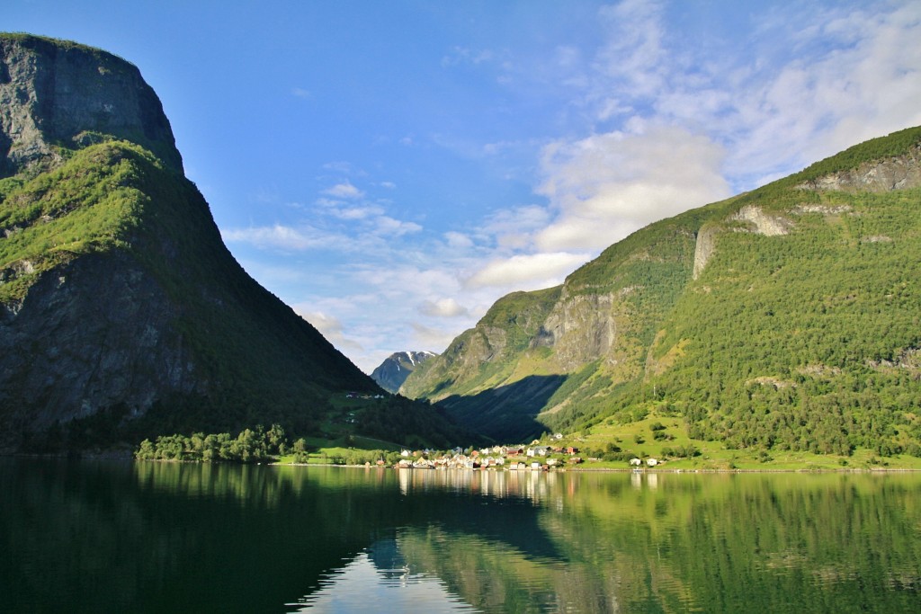 Foto: Navegando - Flam (Sogn og Fjordane), Noruega