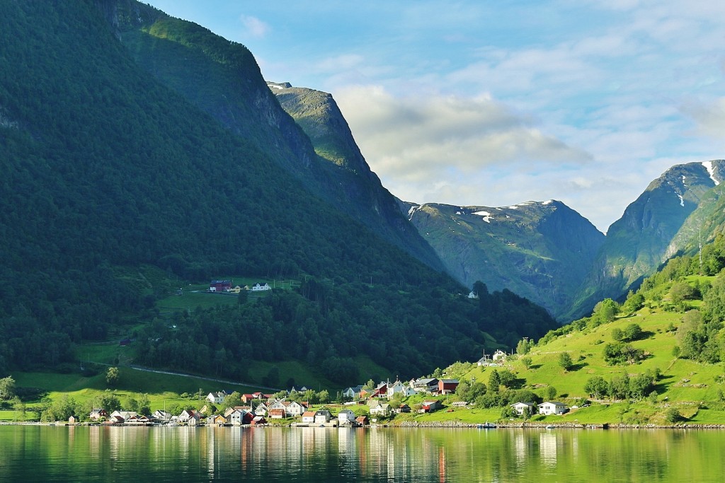 Foto: Navegando - Flam (Sogn og Fjordane), Noruega