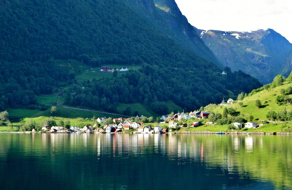 Foto: Navegando - Flam (Sogn og Fjordane), Noruega