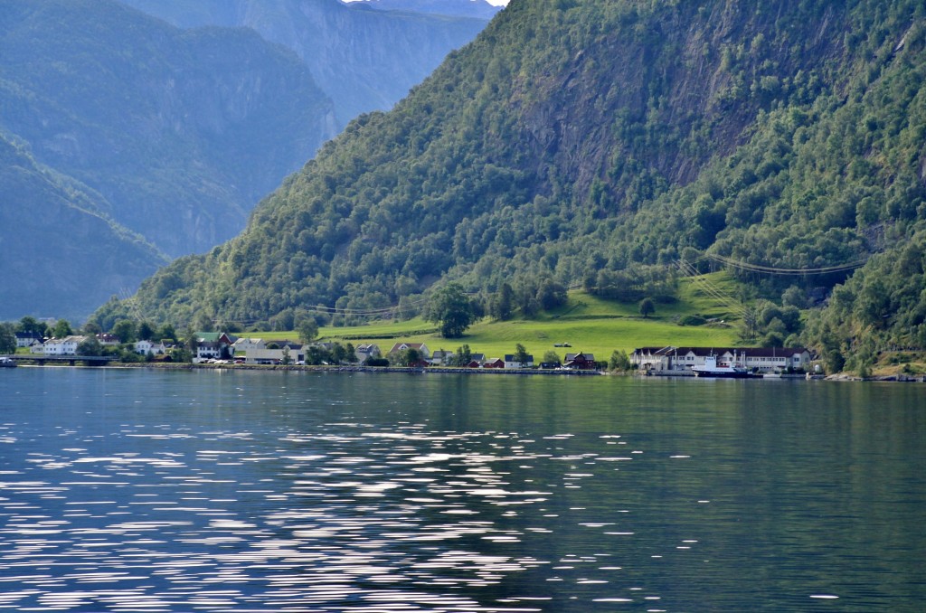 Foto: Navegando - Flam (Sogn og Fjordane), Noruega