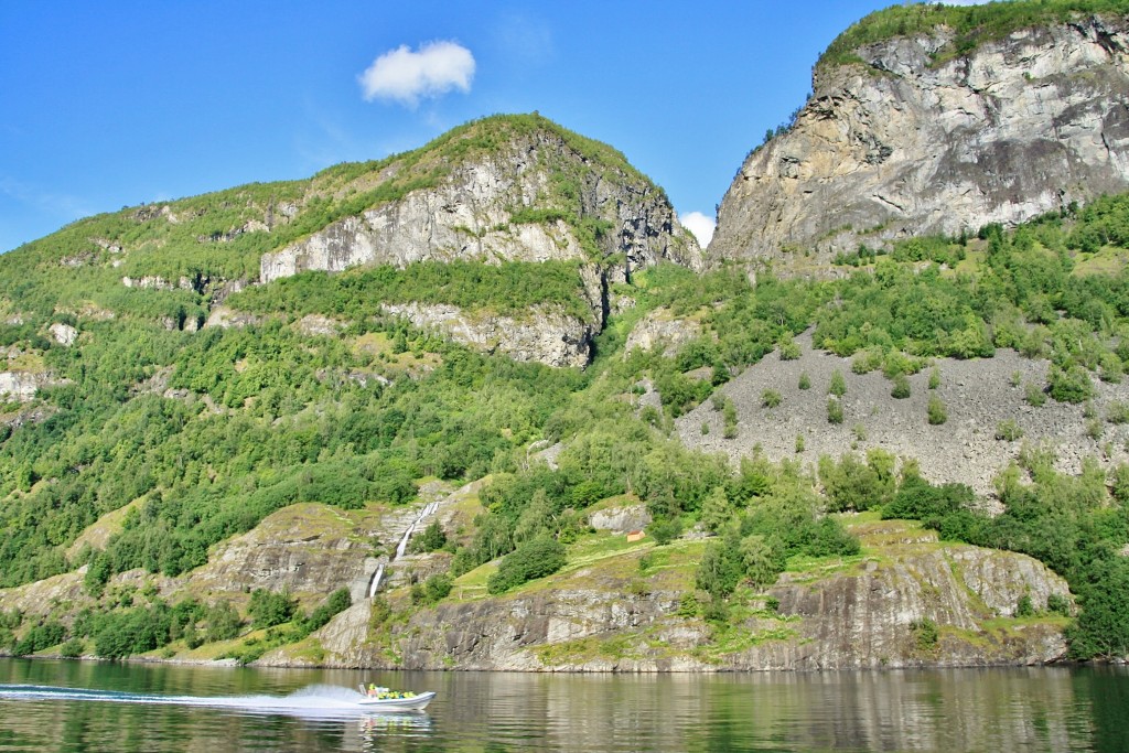 Foto: Navegando - Flam (Sogn og Fjordane), Noruega