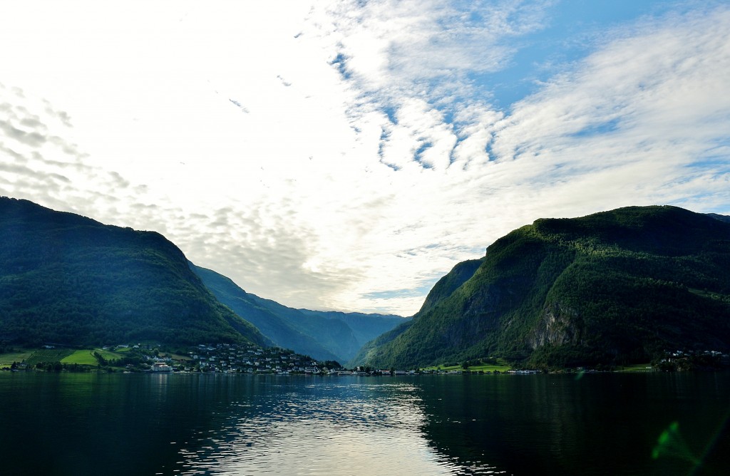 Foto: Navegando - Flam (Sogn og Fjordane), Noruega