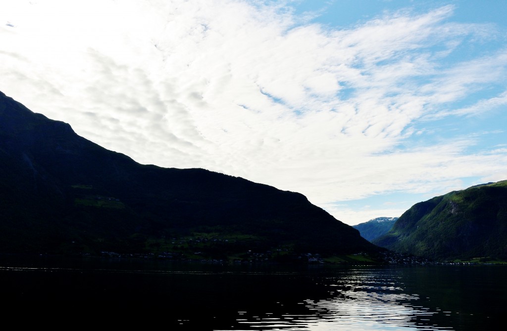 Foto: Navegando - Flam (Sogn og Fjordane), Noruega