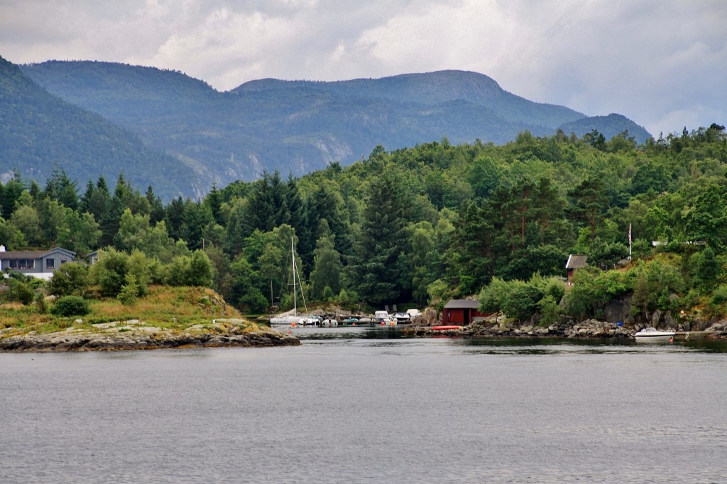 Foto: Navegando por el fiordo - Stavanger (Rogaland), Noruega