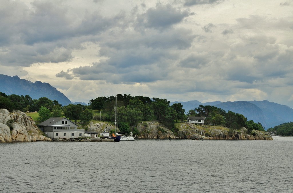 Foto: Navegando por el fiordo - Stavanger (Rogaland), Noruega