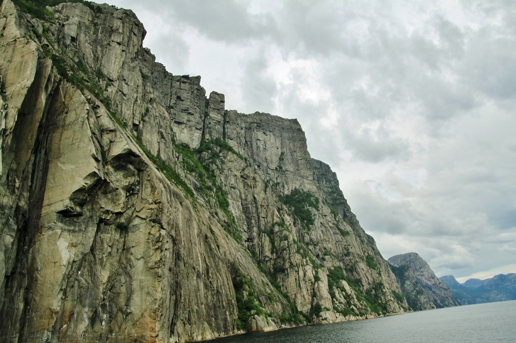 Foto: Navegando por el fiordo - Stavanger (Rogaland), Noruega