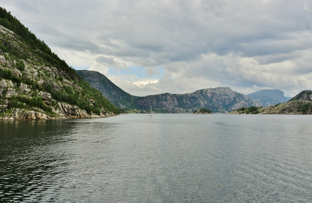 Foto: Navegando por el fiordo - Stavanger (Rogaland), Noruega