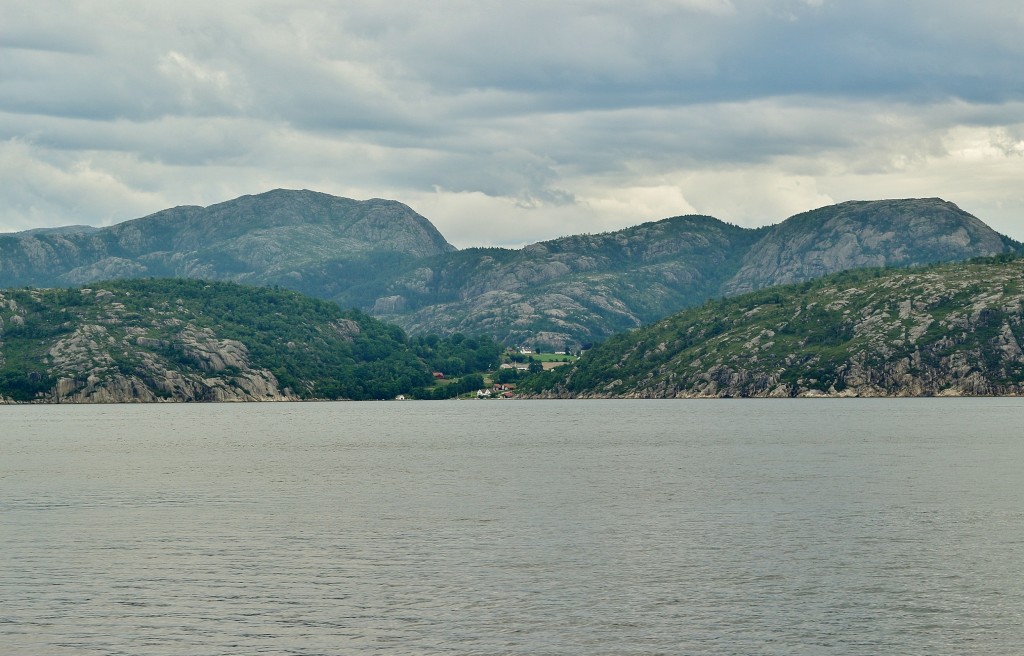 Foto: Navegando por el fiordo - Stavanger (Rogaland), Noruega