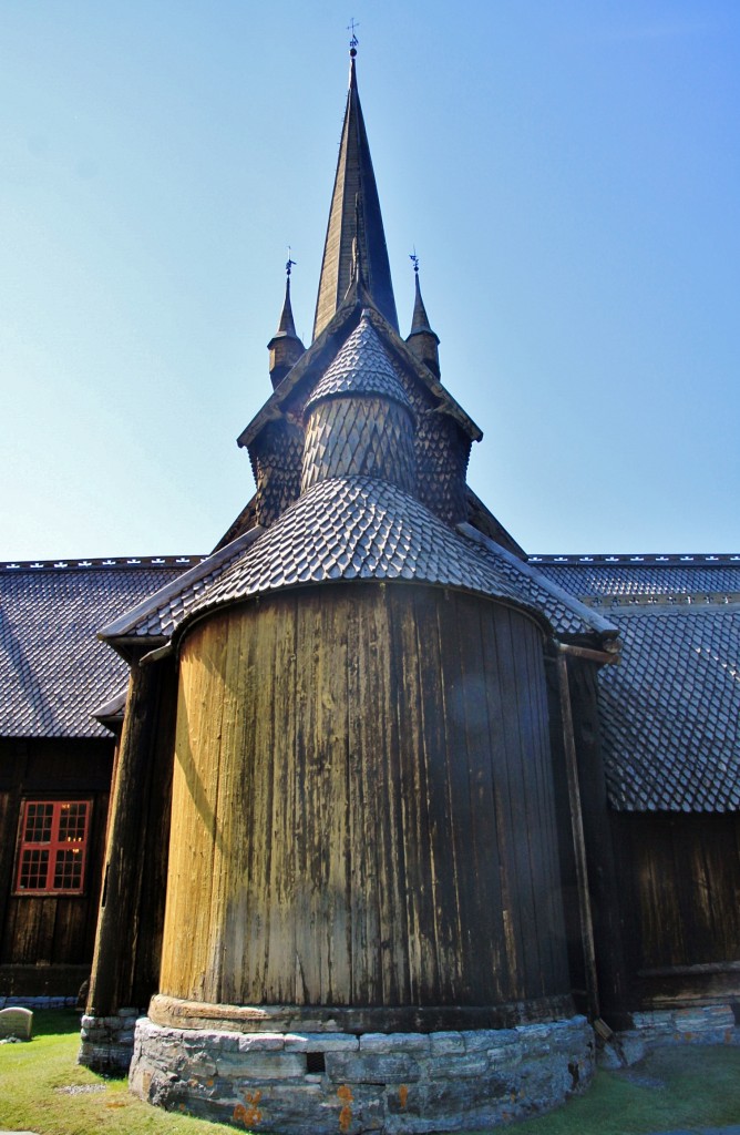 Foto: Stavkirke medieval - Lom (Oppland), Noruega