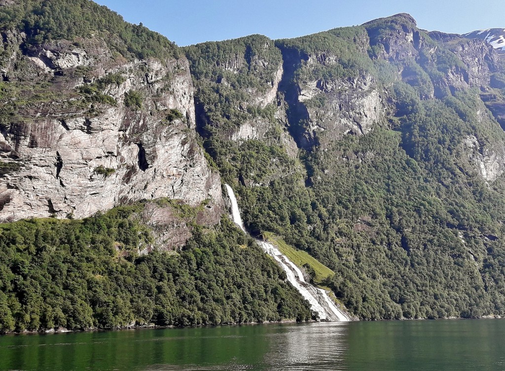 Foto: Geirangerfjord - Geiranger, Noruega